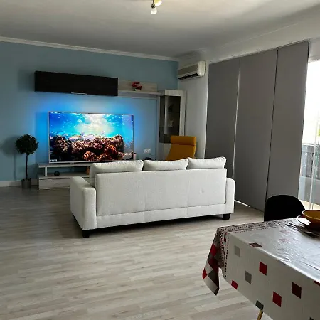 Apartamento Casa La Paz En Malaga, Junto Al Parque Tecnologico Málaga